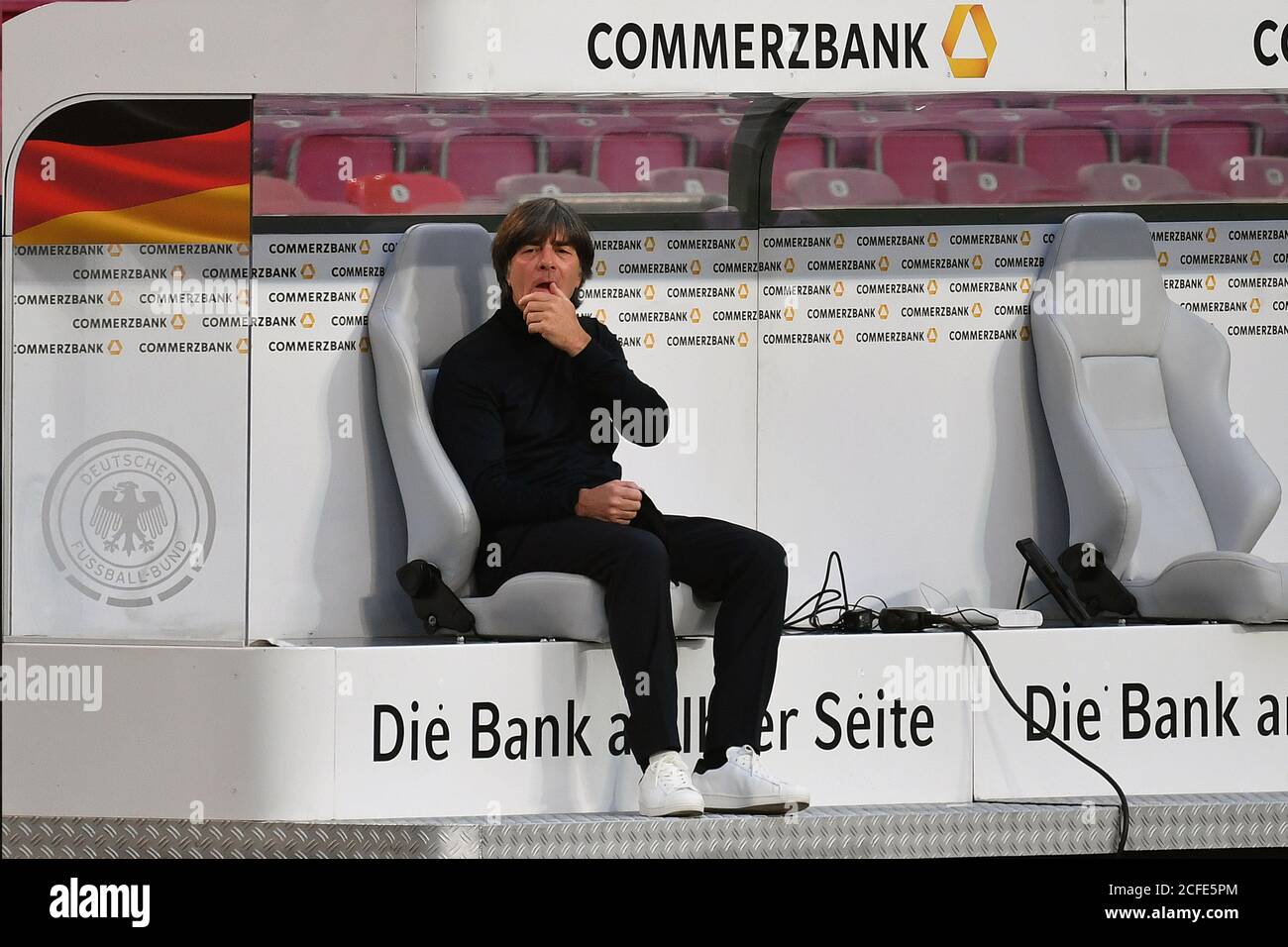 Federal coach Joachim Jogi LOEW, LOW (GER) on the bench before the start of  the game. Soccer Laenderspiel, UEFA Nations League Division A, 2020/2021,  Group 4. Germany (GER) - Spain (ESP) 1-1