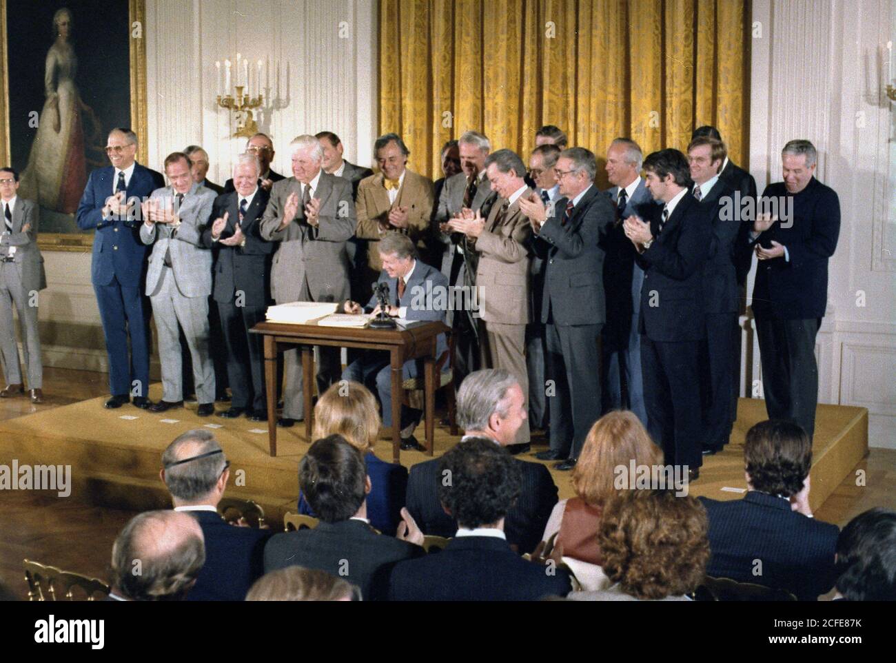 Jimmy Carter Signs The Energy Bill Ca. 9 November 1978 Stock Photo - Alamy