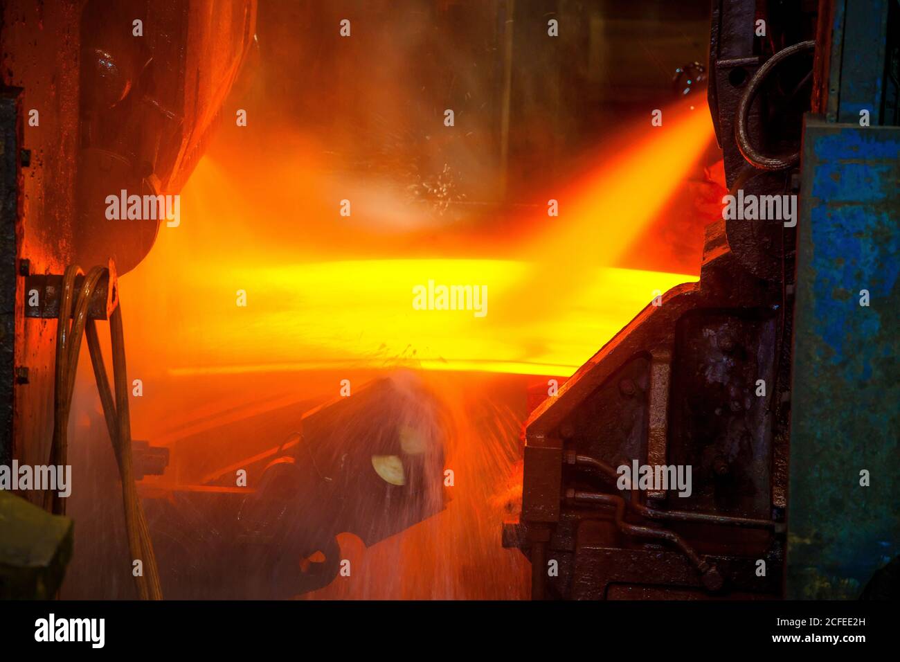 Duisburg, Ruhr area, North Rhine-Westphalia, Germany - Thyssenkrupp Steel, crude steel is cast and rolled in one line in the casting and rolling Stock Photo