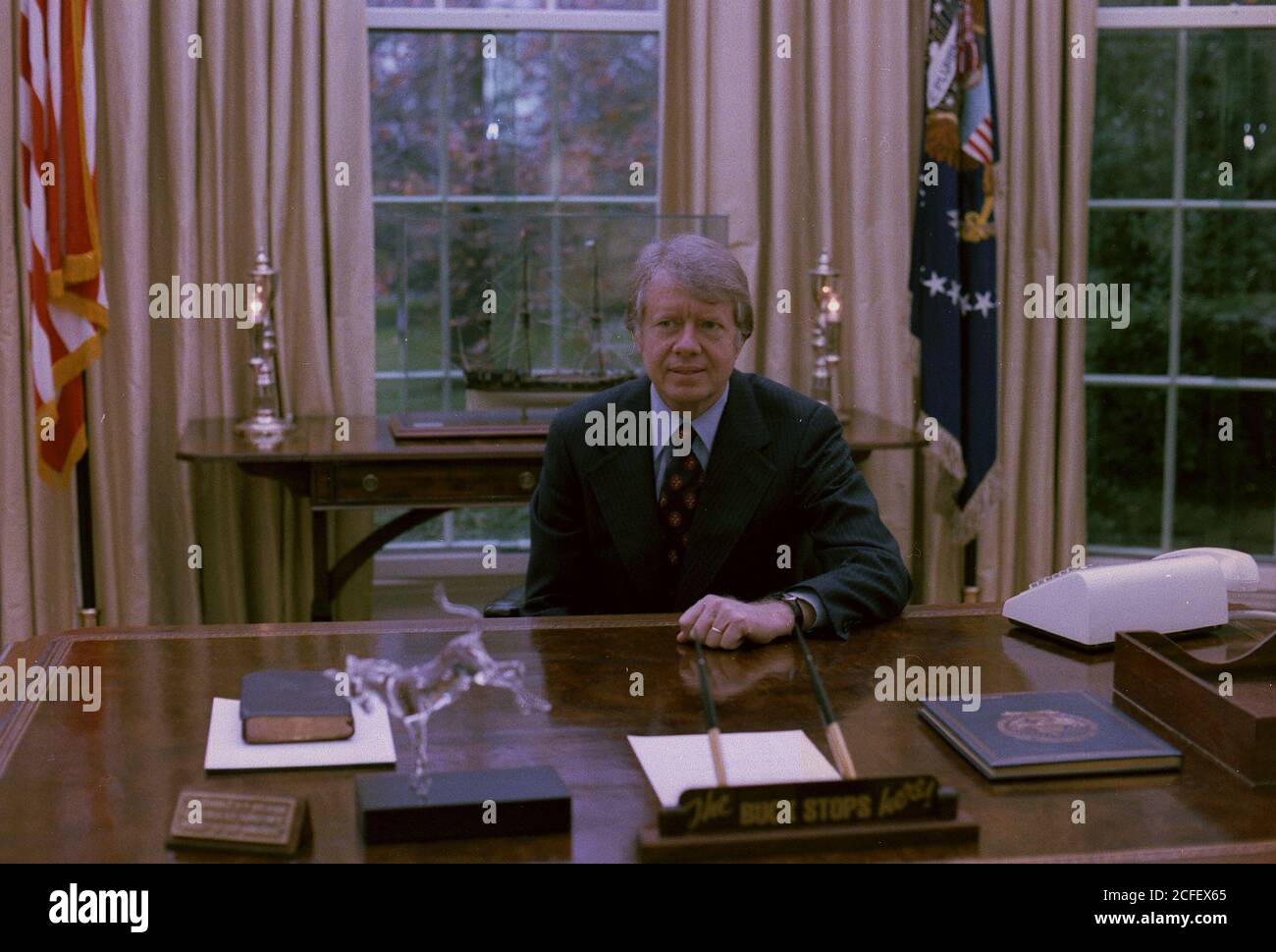 Jimmy carter at his desk hires stock photography and images Alamy