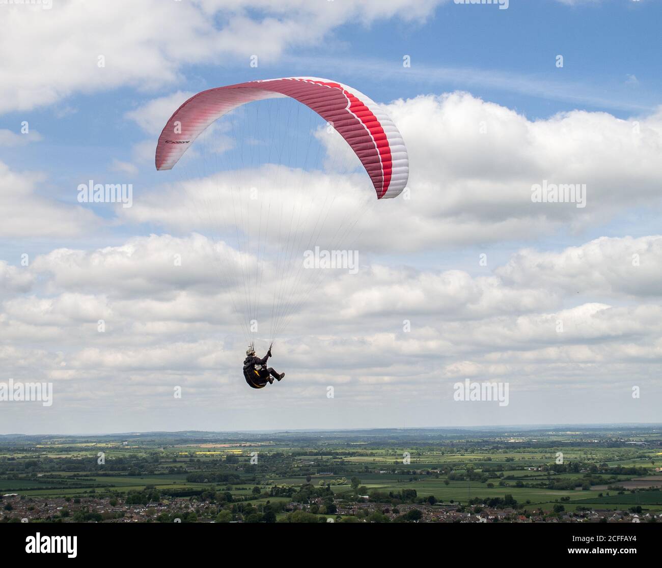 One hang glider above Chinnor Hill in the Chilterns, England, UK Stock Photo