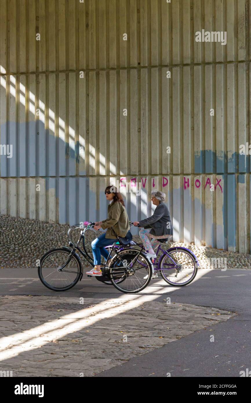 Bournemouth, Dorset UK. 5th September 2020. Covid-19 graffiti in Bournemouth underpass - Covid hoax. Credit: Carolyn Jenkins/Alamy Live News Stock Photo