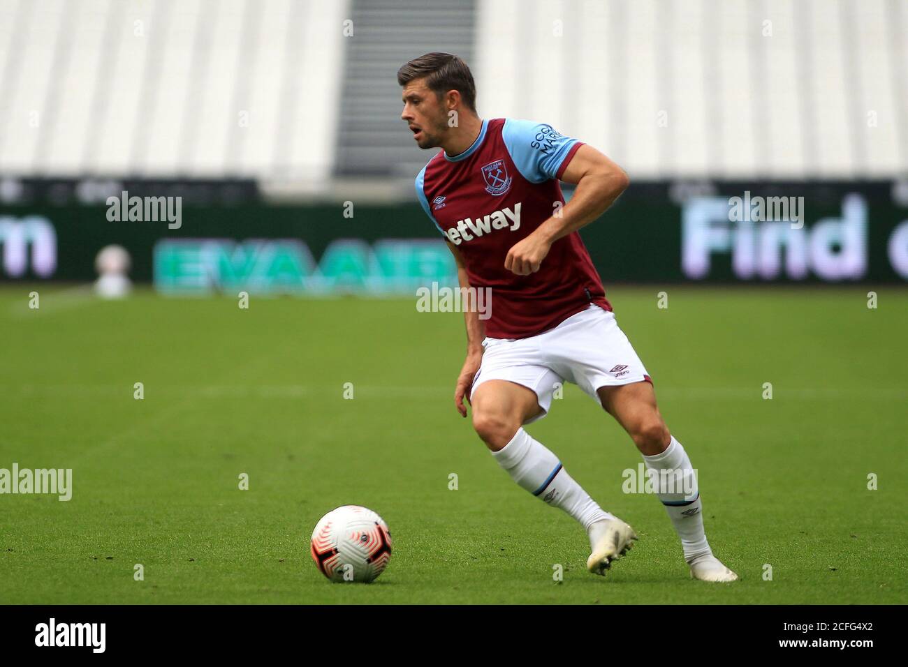 London, UK. 05th Sep, 2020. Aaron Cresswell of West Ham United in action during the game. Pre-season friendly match, West Ham United v AFC Bournemouth at the London Stadium, Queen Elizabeth Olympic Park in London on Saturday 5th September 2020. this image may only be used for Editorial purposes. Editorial use only, license required for commercial use. No use in betting, games or a single club/league/player publications . pic by Steffan Bowen/Andrew Orchard sports photography/Alamy Live news Credit: Andrew Orchard sports photography/Alamy Live News Stock Photo