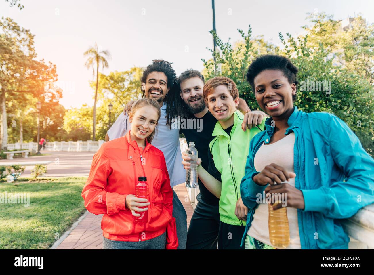 Young redhead friends hi-res stock photography and images - Alamy