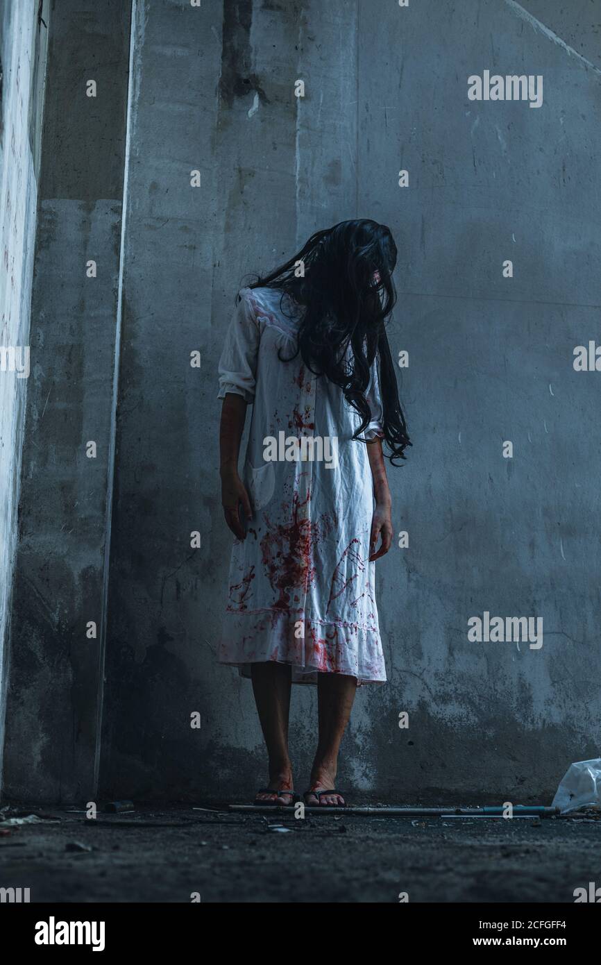 ghost white dress Screaming adding depth and intrigue to the costume Ramede 2 Pcs Women Ghost