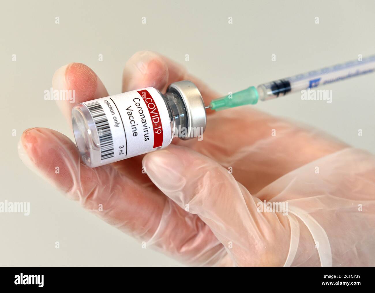 Vaccine against coronavirus in phial at third trial phase at Moderna laboratory Pfizer in USA. COVID-19 vaccine. Healthcare and medical concept Stock Photo