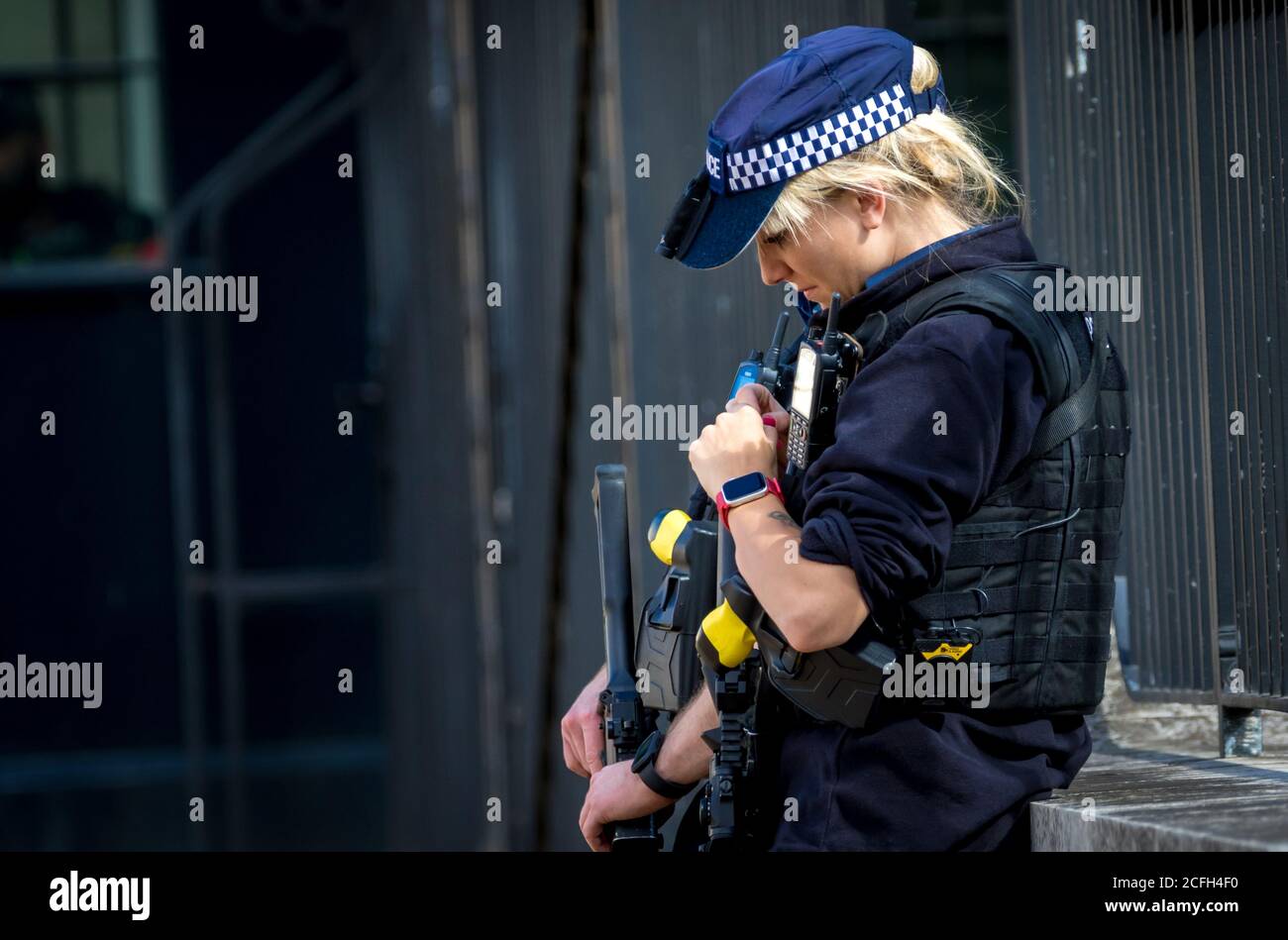 Westminster, London, UK. 5th September, 2020.Armed female police officer Central London, UK Stock Photo