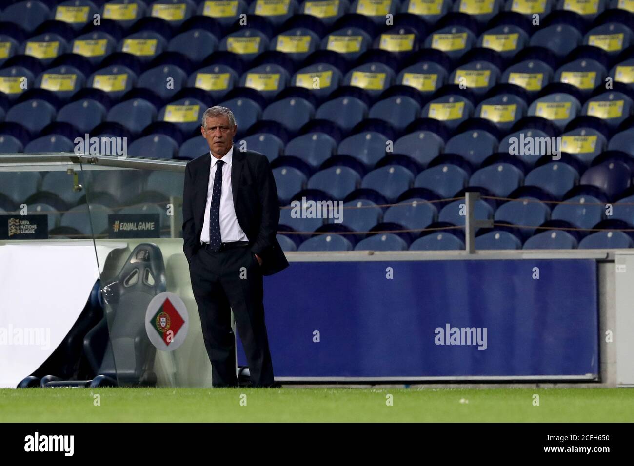 Porto Portugal 5th Sep 2020 Portugal S Head Coach Fernando Santos Looks On During The Uefa Nations