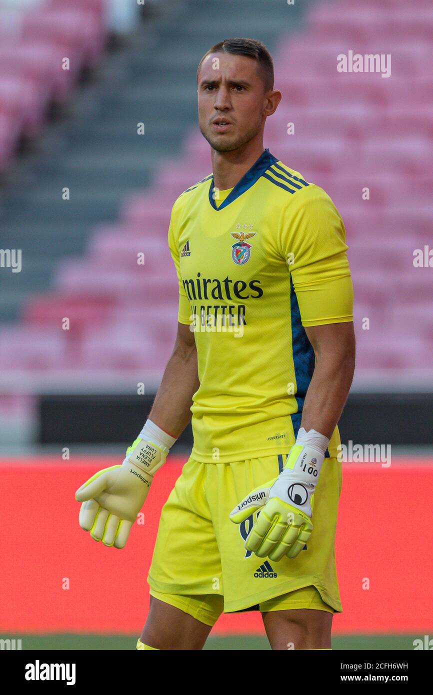 benfica goalkeeper jersey