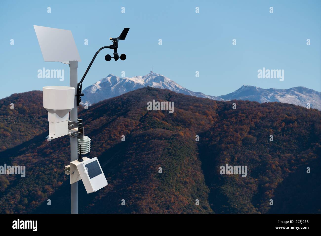 Meteorological station for measuring weather Stock Photo