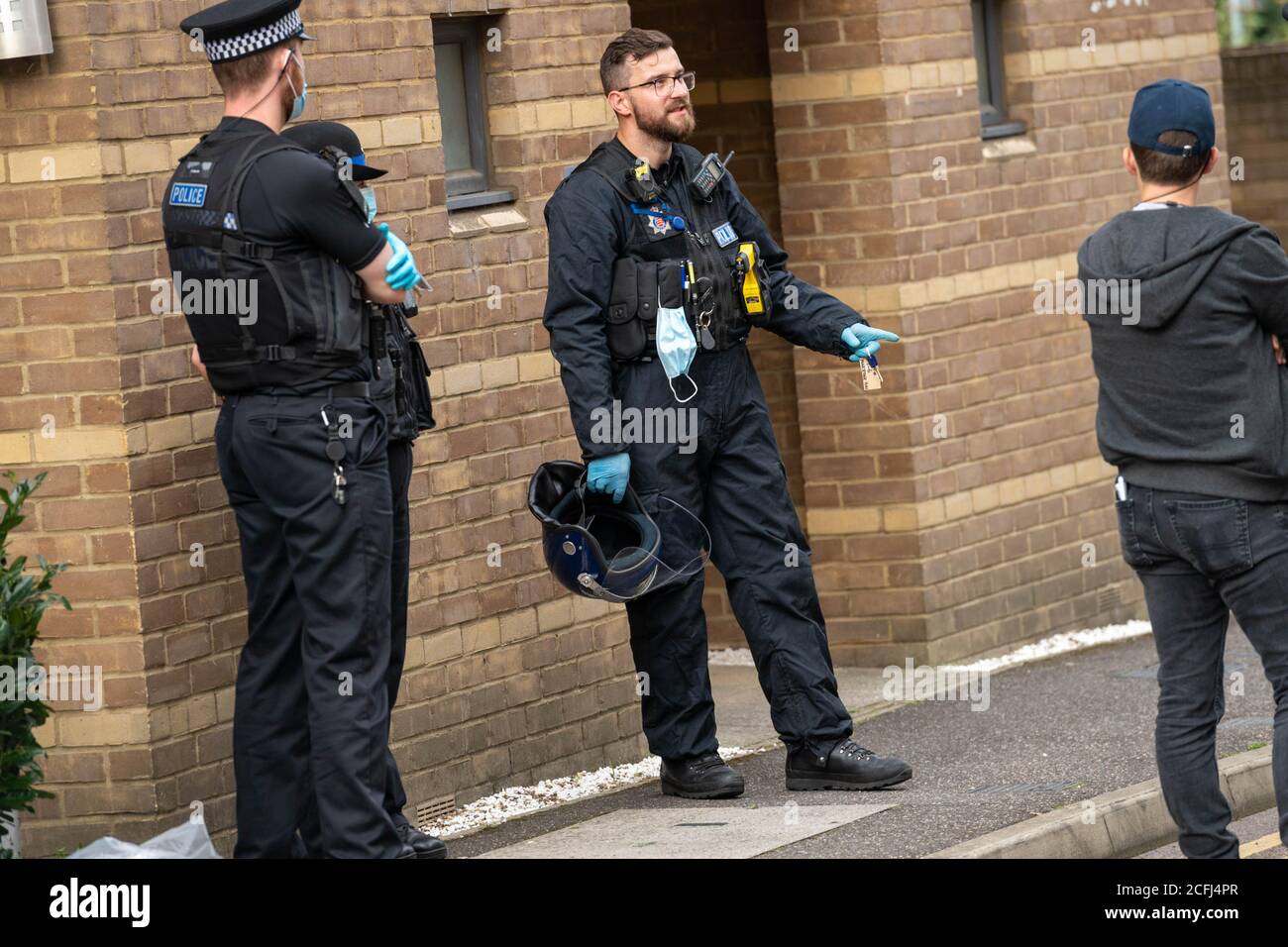 Brentwood Essex 5th September 2020 Aftermath of a drugs raid by Essex police in Brentwood Essex Credit: Ian Davidson/Alamy Live News Stock Photo