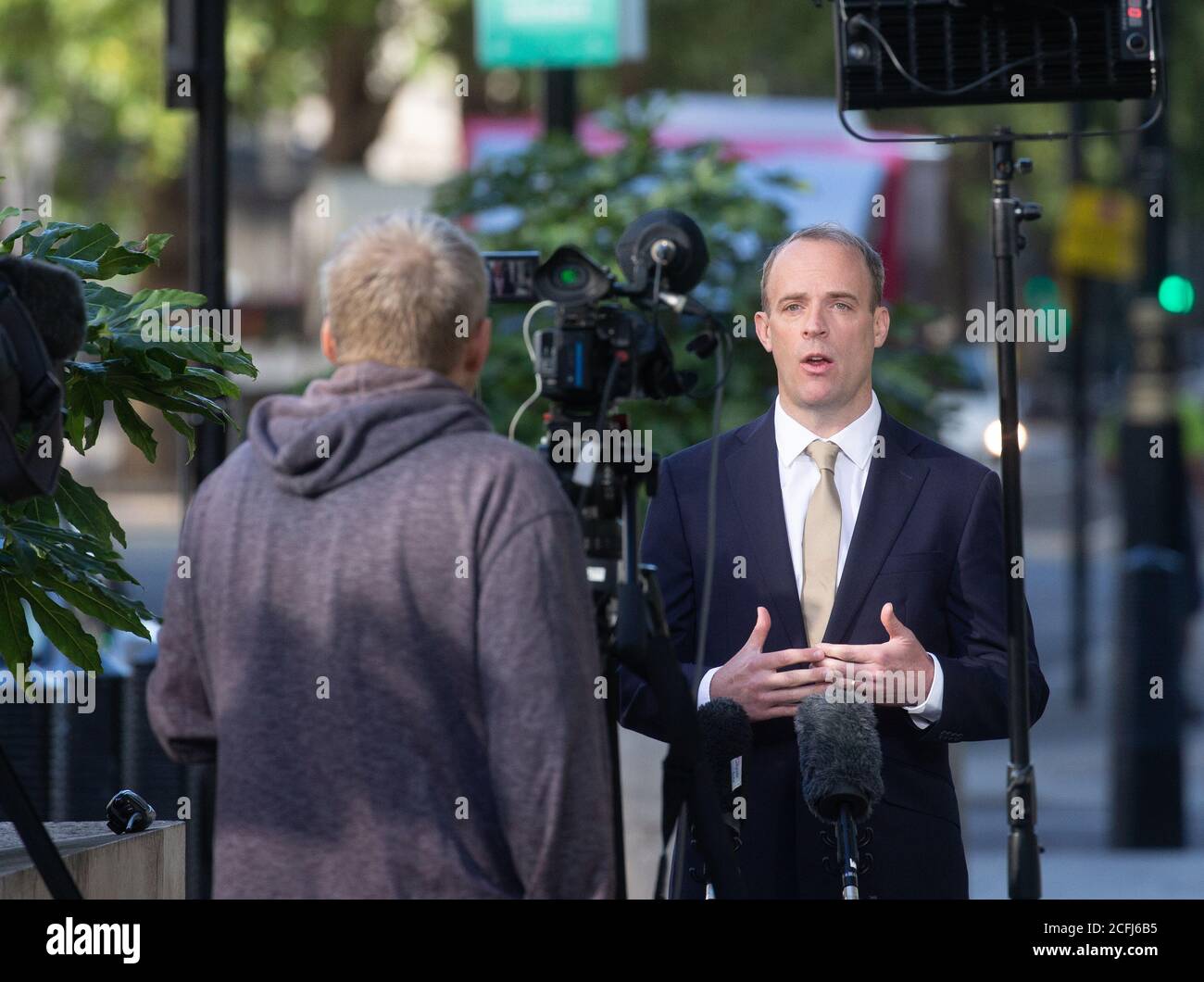 Dominic rabb mp hi-res stock photography and images - Alamy