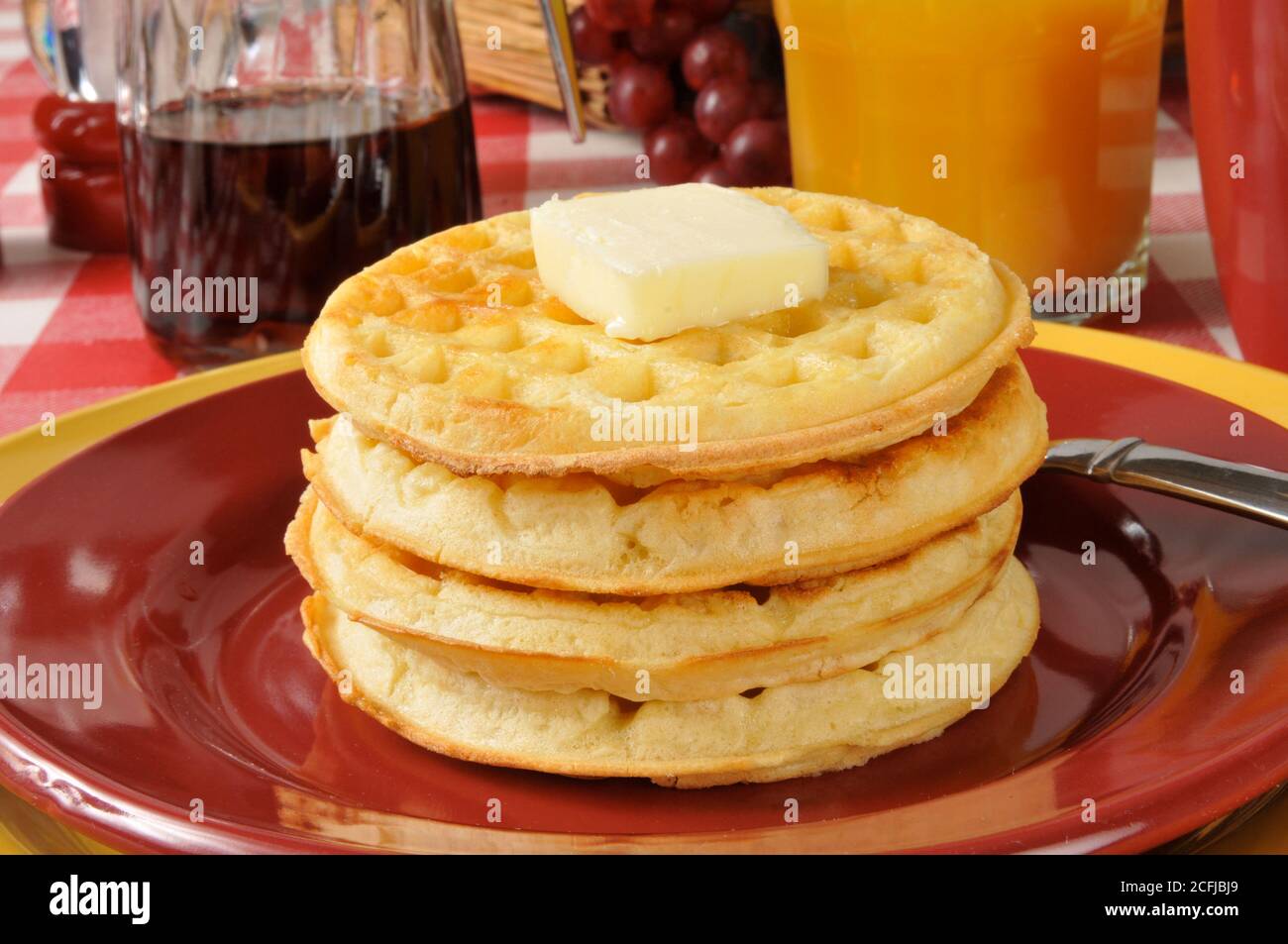 Buttermilk waffles hi-res stock photography and images - Alamy