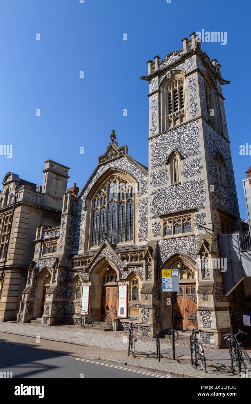 St Andrew's Street Baptist Church and The Stone Yard Centre on St Andrew's Street, Cambridge, Cambridgeshire, UK. Stock Photo
