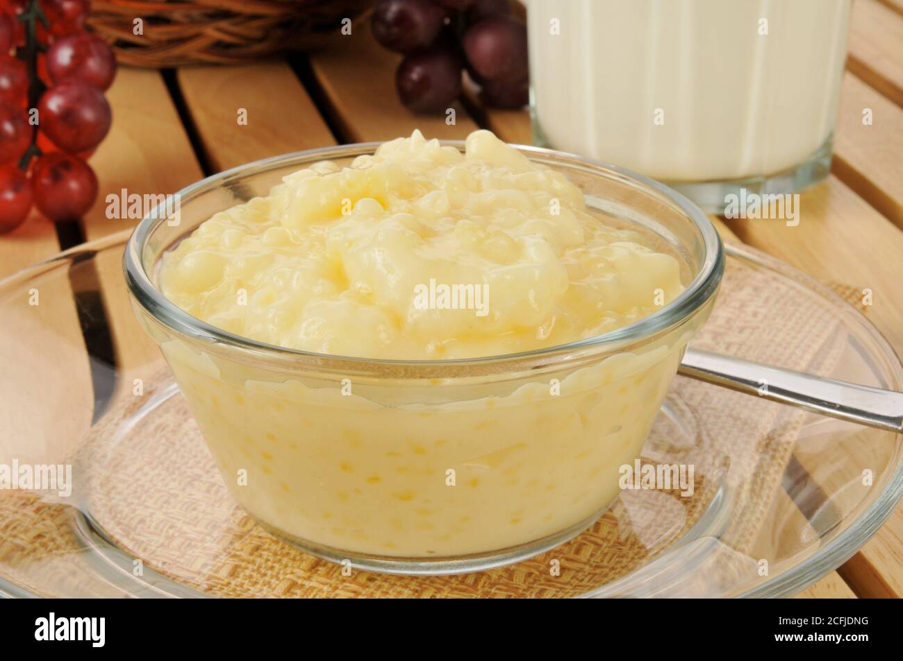 Vanilla tapioca pudding hi-res stock photography and images - Alamy
