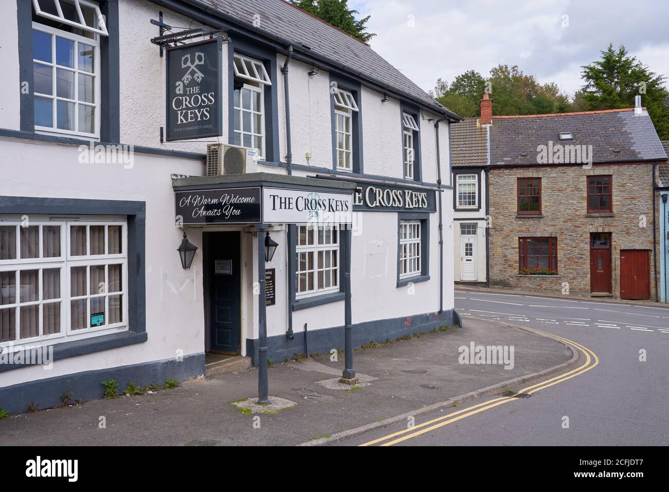 The cross keys pub hires stock photography and images Alamy