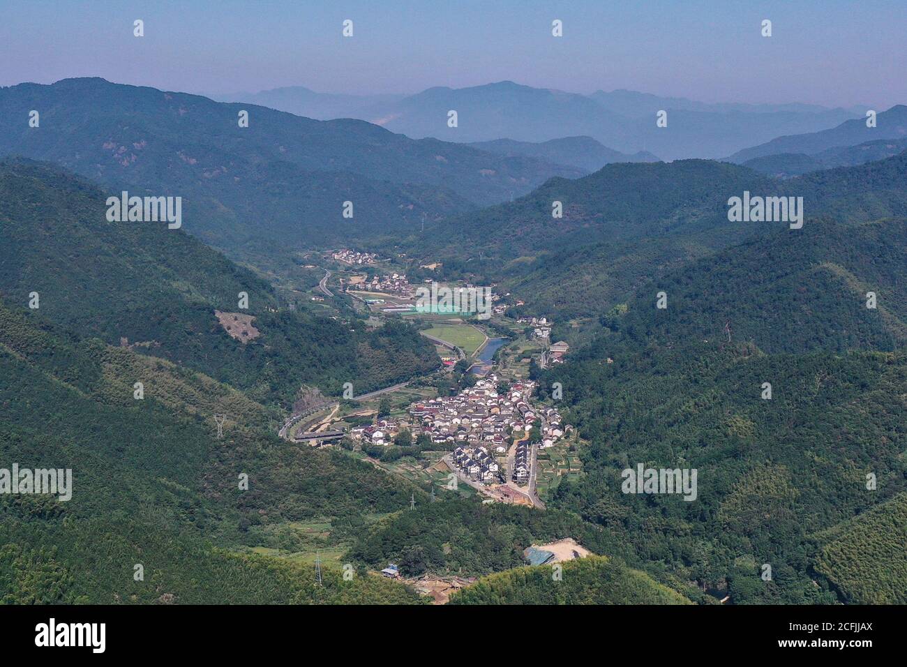 Tonglu. 6th Sep, 2020. Aerial photo taken on Sept. 6, 2020 shows a view of Maoping Village at Fuchunjiang Town in Tonglu County, east China's Zhejiang Province. In recent years, the Tonglu County has invested in building a rural slow-paced life experiencing area at Fuchunjiang Town, which is based on the town's some beautiful villages and renowned scenic spots. Credit: Huang Zongzhi/Xinhua/Alamy Live News Stock Photo