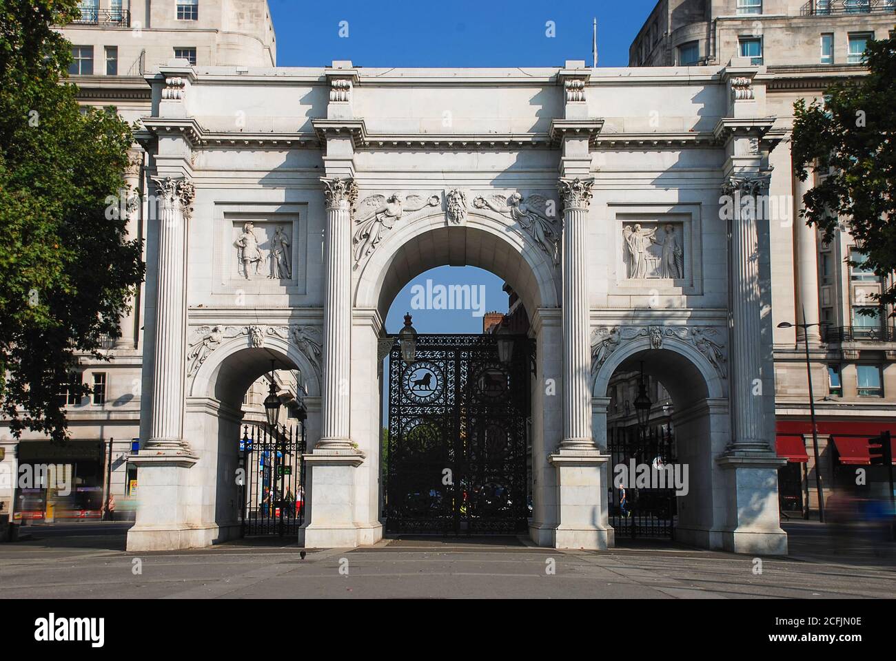 Marble Arch was moved to its present location in central London in 1851 Stock Photo Alamy