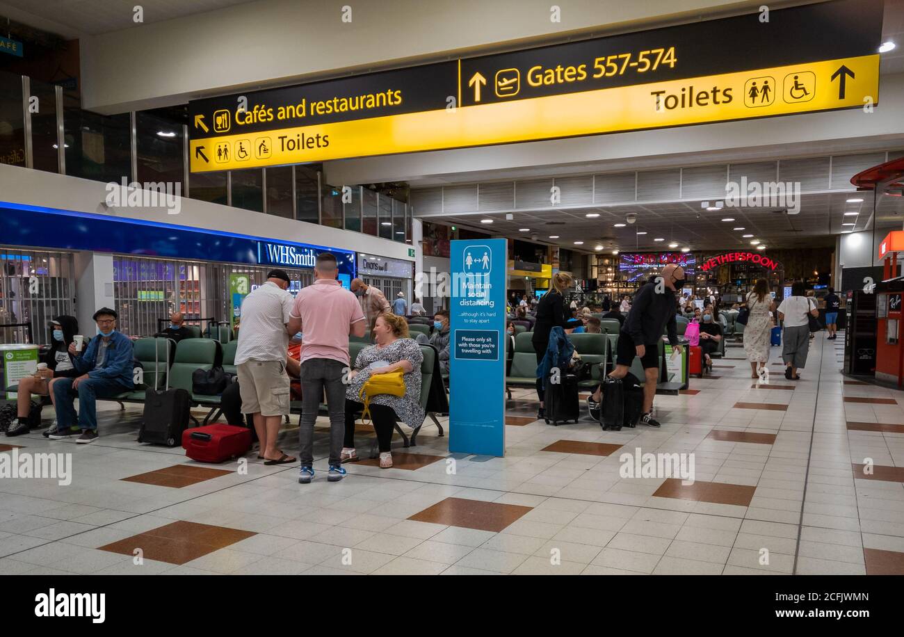 Gatwick north terminal gate hires stock photography and images Alamy