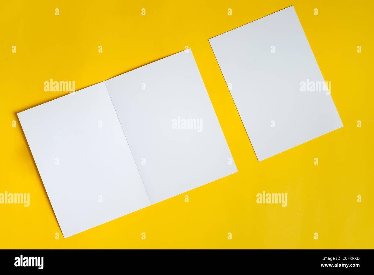 Mock-up empty white paper postcards for text, messages on a pastel ...