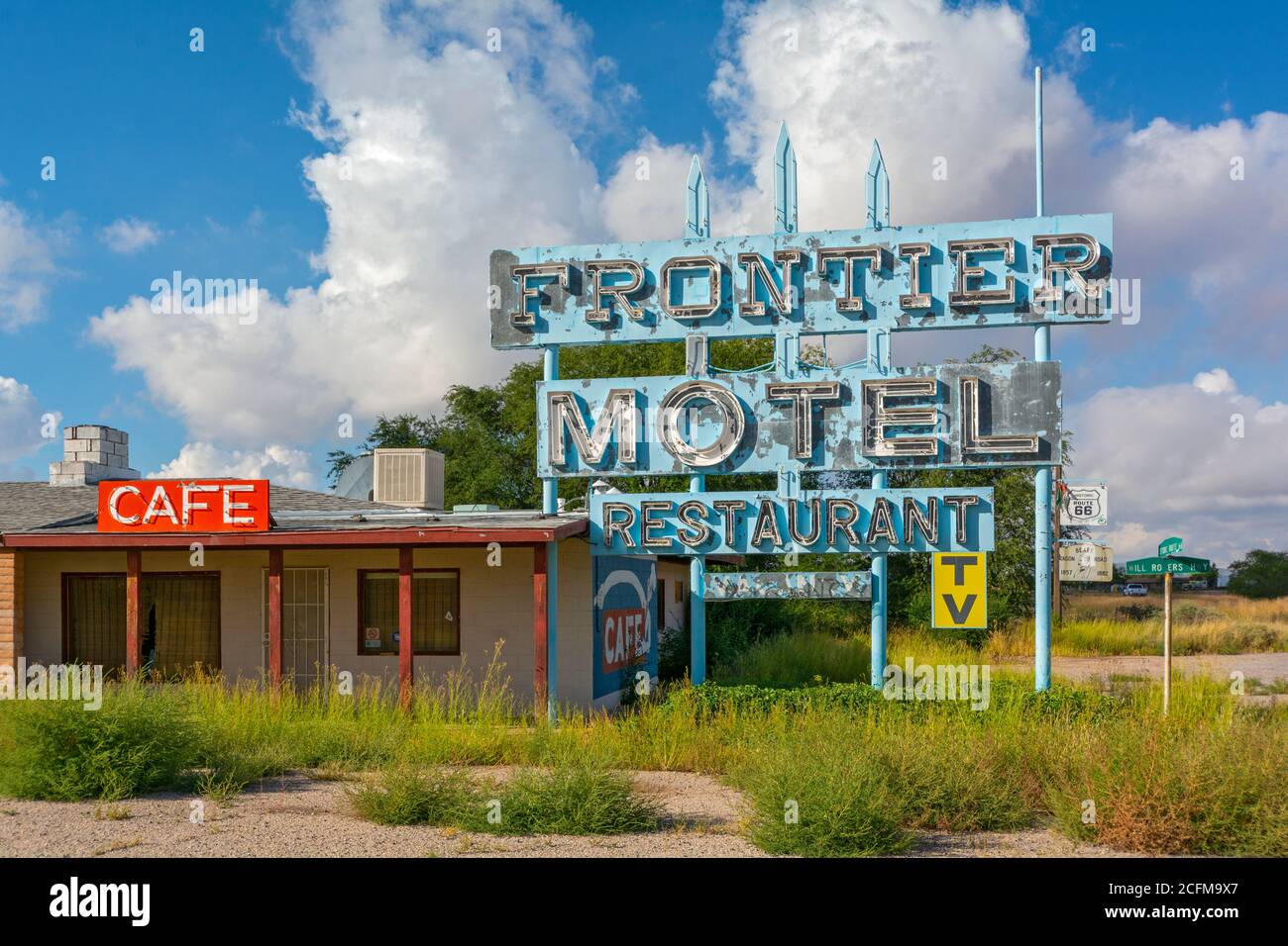 Arizona, Historic Route 66, Truxton, abandoned Frontier Motel