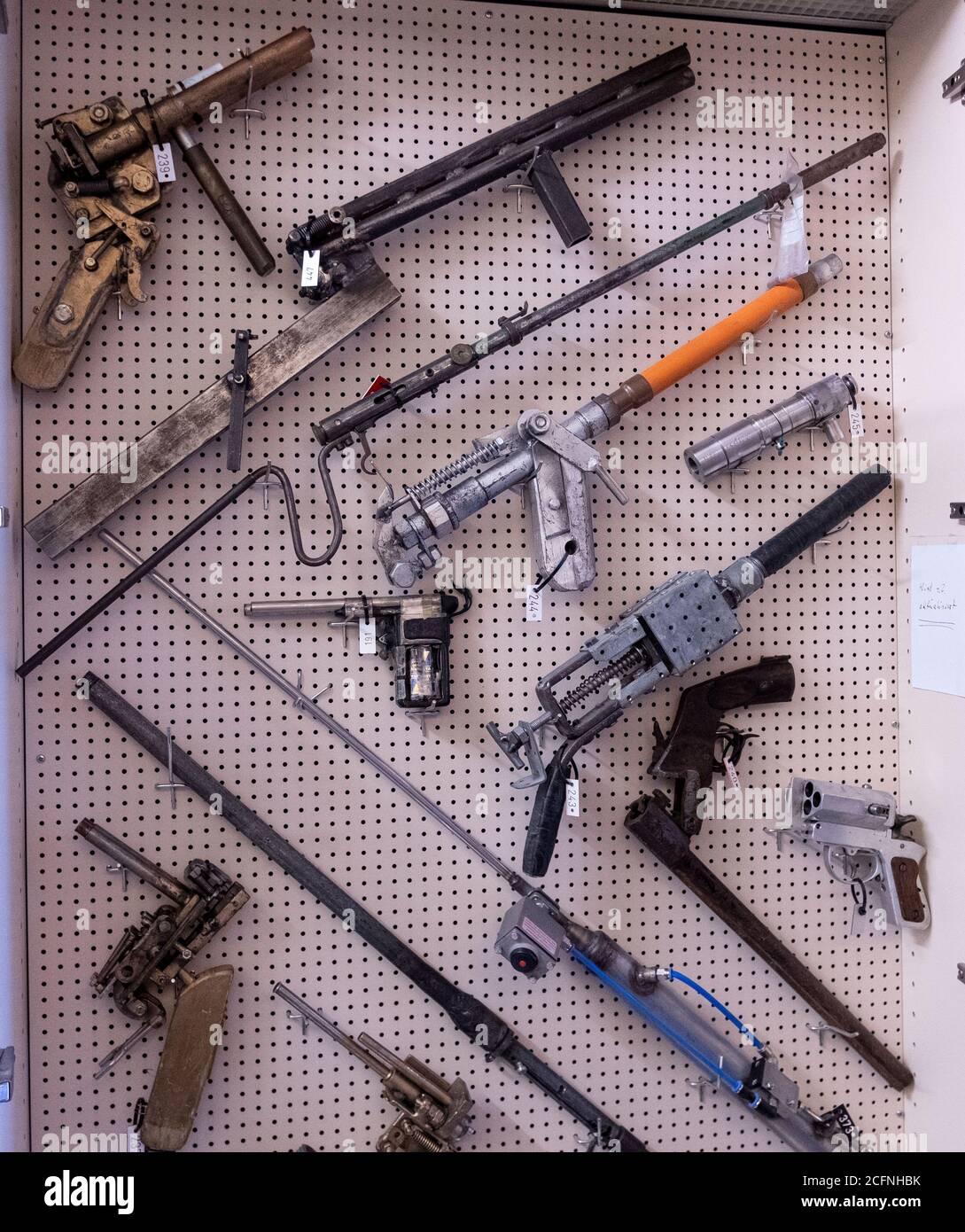 Homemade firearms hi-res stock photography and images - Alamy