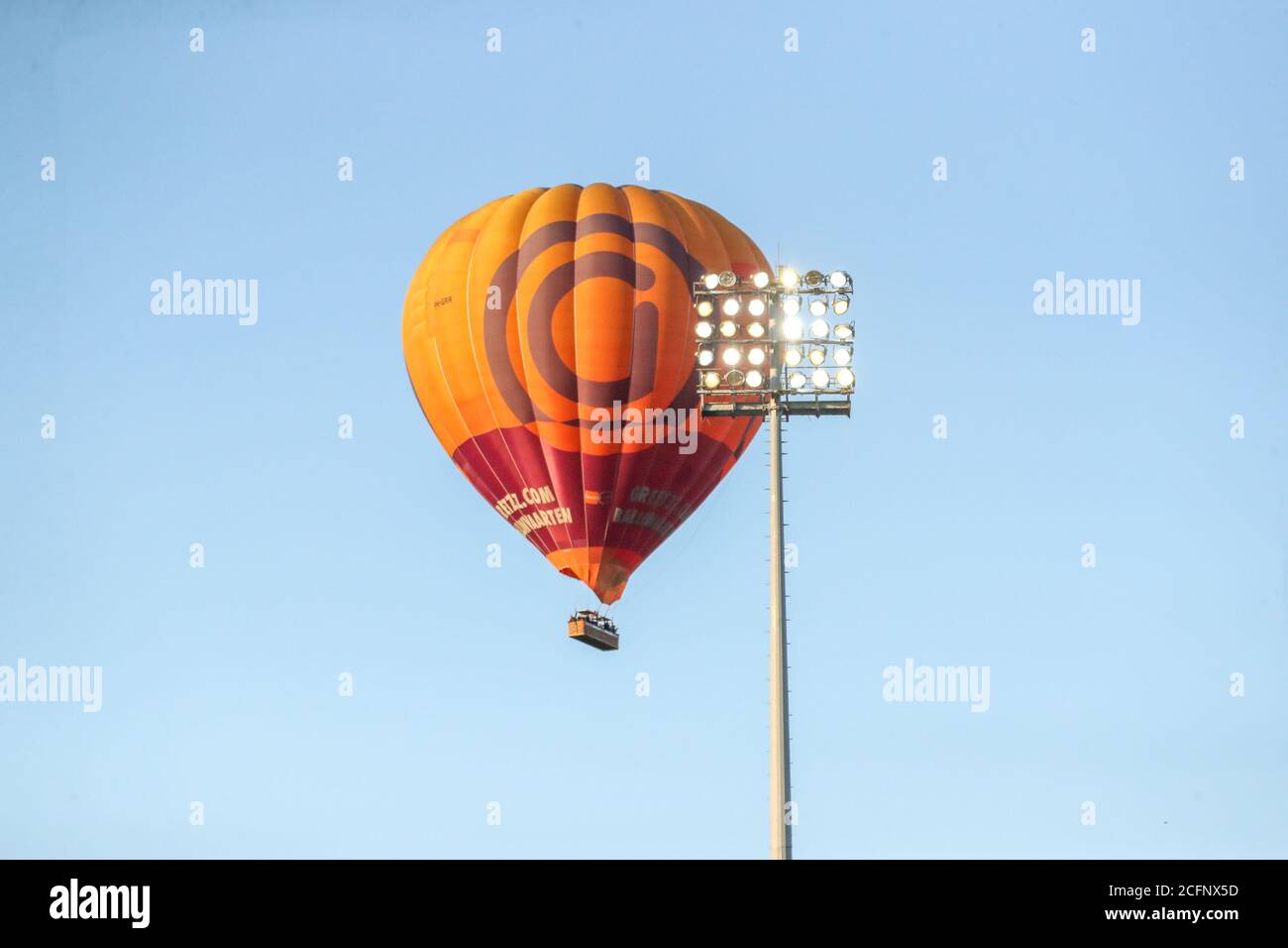 Soccer balloon hi-res stock photography and images - Page 15 - Alamy