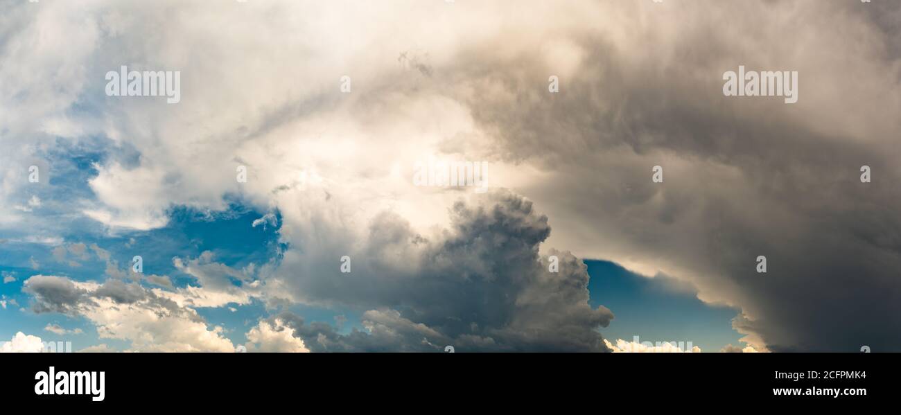 Moody panorama hi-res stock photography and images - Alamy
