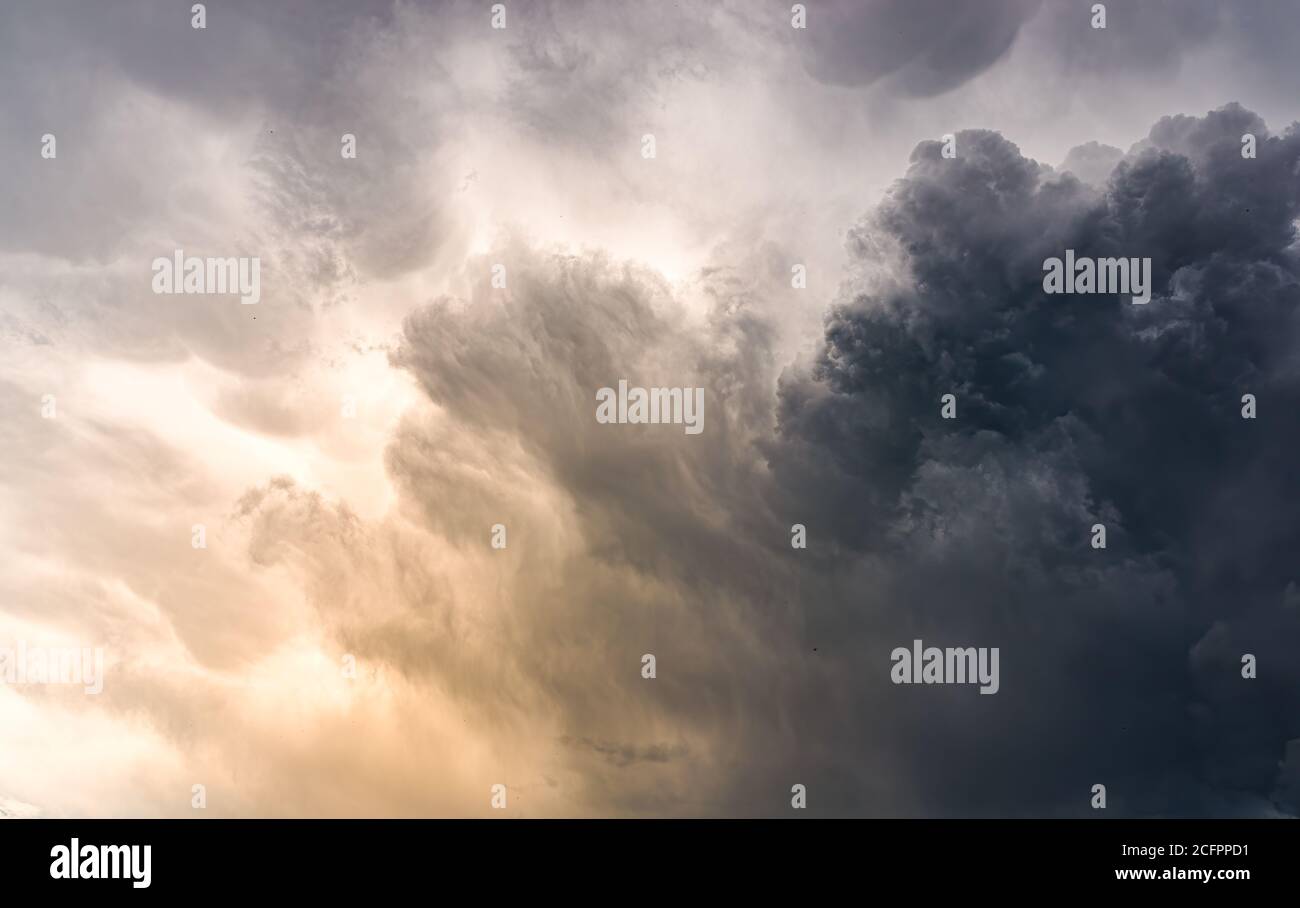 Moody view of dark dramatic storm clouds Stock Photo - Alamy
