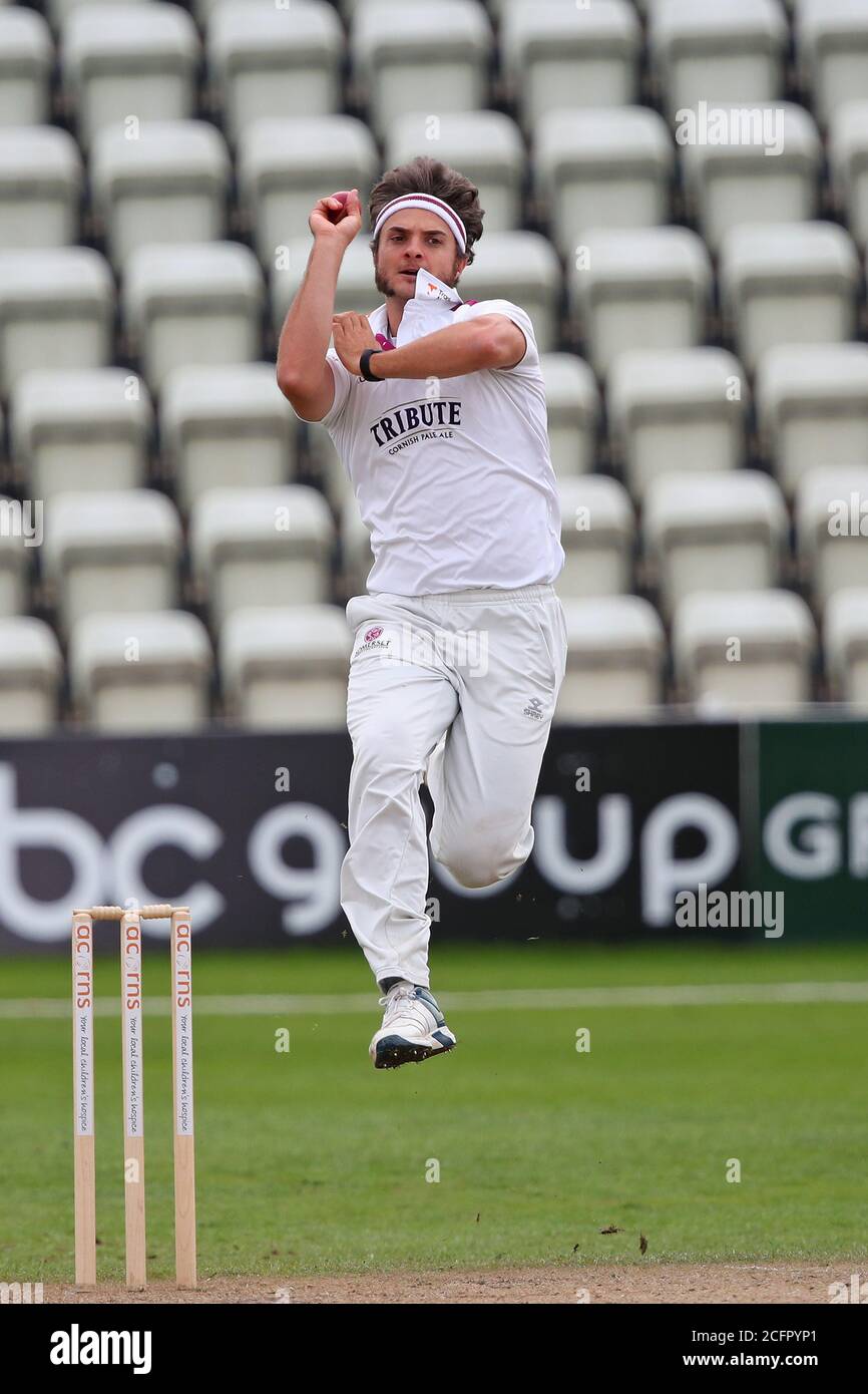 Worcester, UK. 07th Sep, 2020. WORCESTER, ENGLAND. SEPTEMBER 07 2020: Jack Brooks of Somerset bowling during day two of the County Championship, Bob Willis Trophy match between, Worcestershire and Somerset at New Road, Worcester, England on September 7 2020. (Photo by Mitchell Gunn/ESPA-Images) Credit: European Sports Photo Agency/Alamy Live News Stock Photo