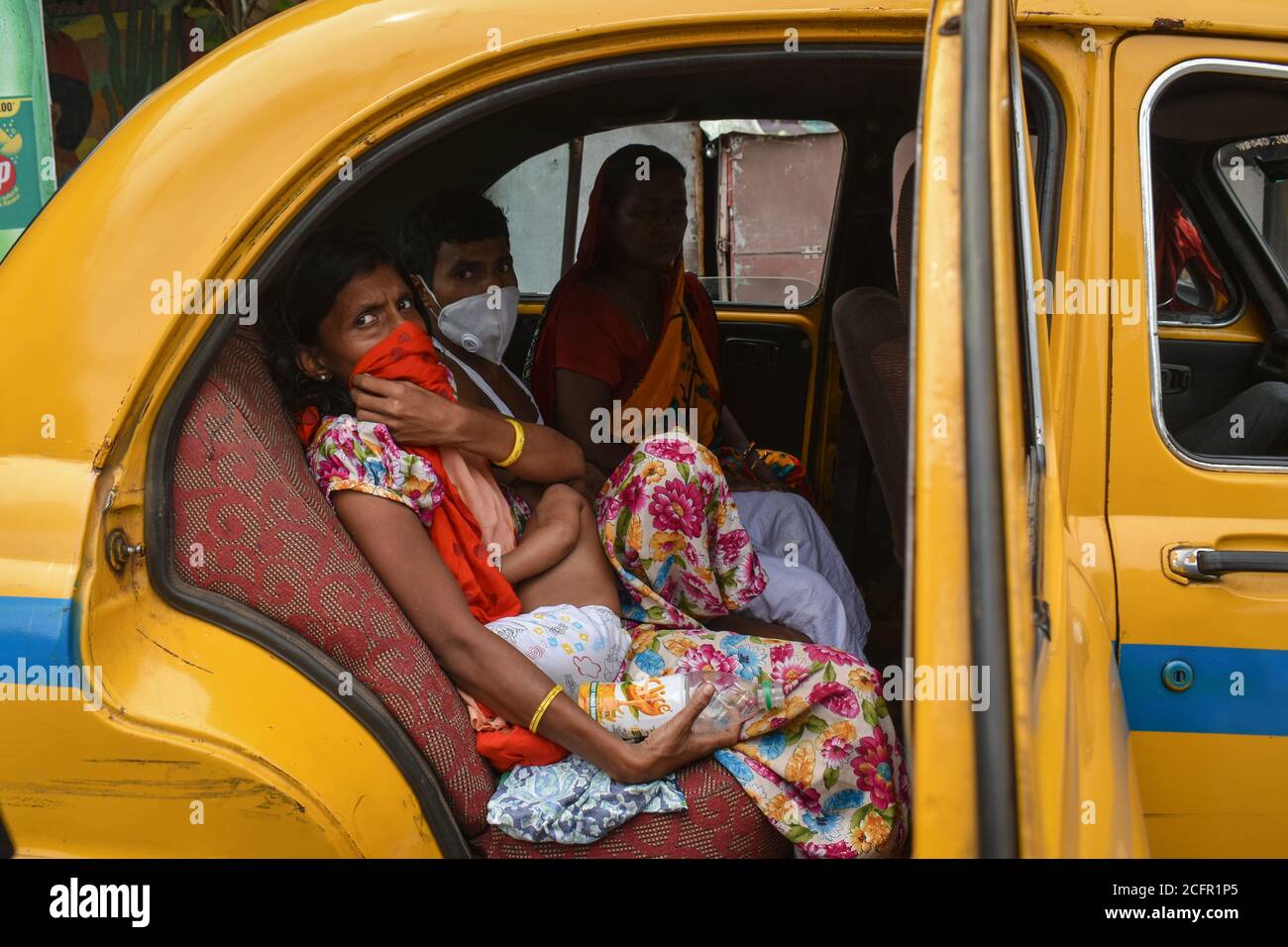 Kolkata, India. 07th Sep, 2020. A taxi carrying patient during the Bi- weekly lockdown in the West Bengal state, amidst the spread of the COVID-19 disease in Kolkata. India displaced Brazil to take second place after the United States in terms of coronavirus infections, with 90,082 new cases. The total number of coronavirus cases mounted to 42, 04,613, while the death toll climbed to 71,642 with 1,016 fatalities being reported in a span of 24 hours. (Photo by Sudipta Das/Pacific Press) Credit: Pacific Press Media Production Corp./Alamy Live News Stock Photo