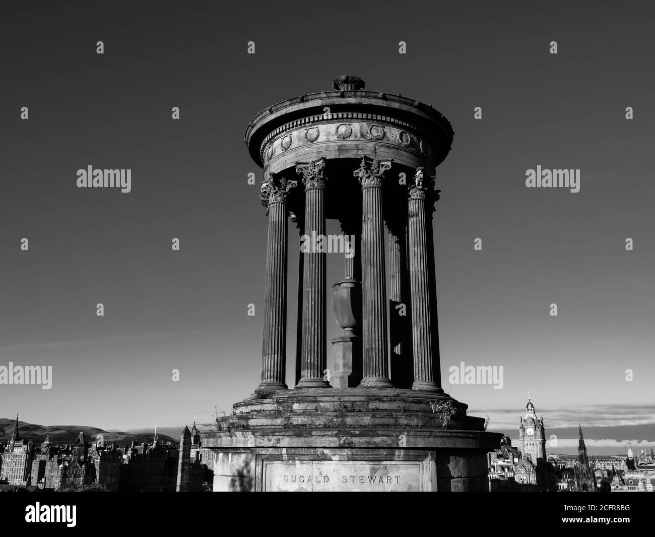 Black and White Landscape, Dugald Stewart Monument, Calton Hill, Edinburgh, Scotland, UK, GB. Stock Photo