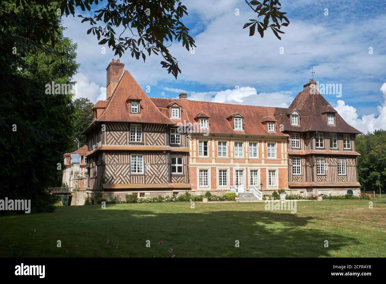 frontal view of Château du Breuil well known for it's prestigious Calvados distilleries Stock Photo