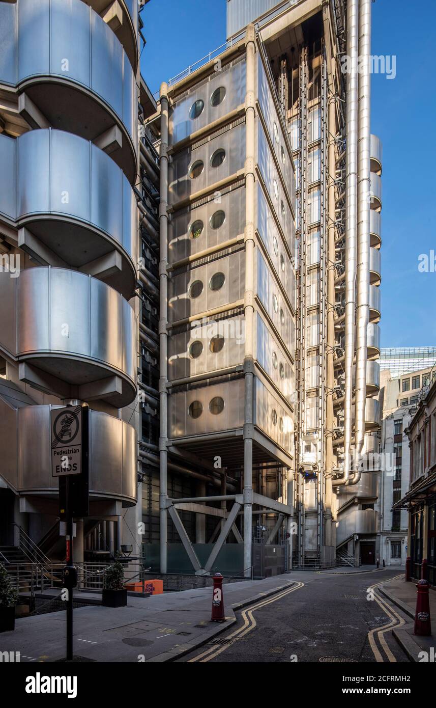 View from Leadenhall Market looking east showing external stairwell and  toilet pods. Lloyd's Building, London, United Kingdom. Architect: Rogers  Stirk Stock Photo - Alamy