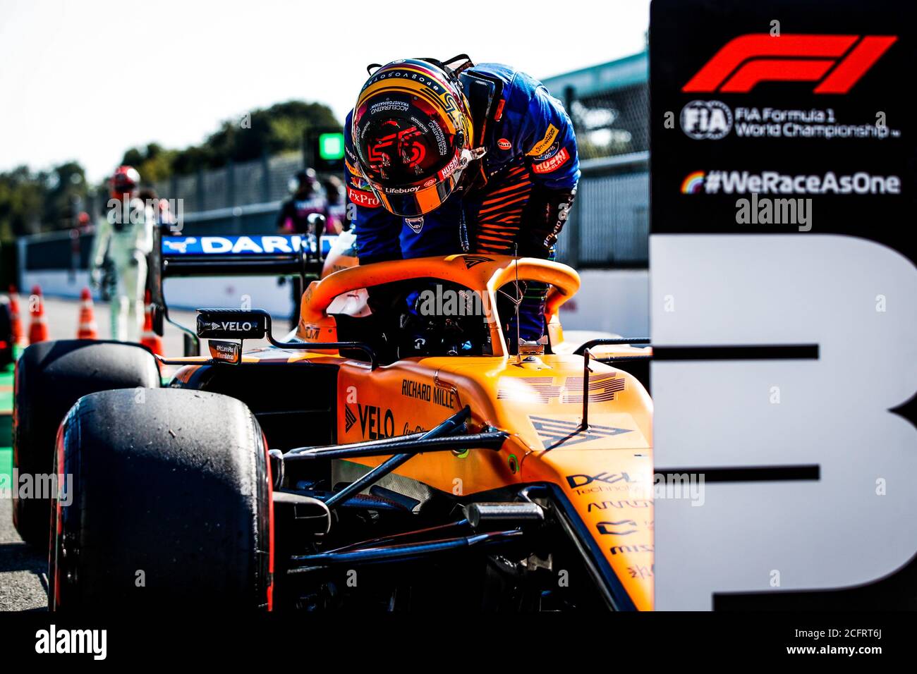 SAINZ Carlos spa McLaren Renault F1 MCL35 Portrait During The sainz-carlos-spa-mclaren-renault-f1-mcl35-portrait-during-the