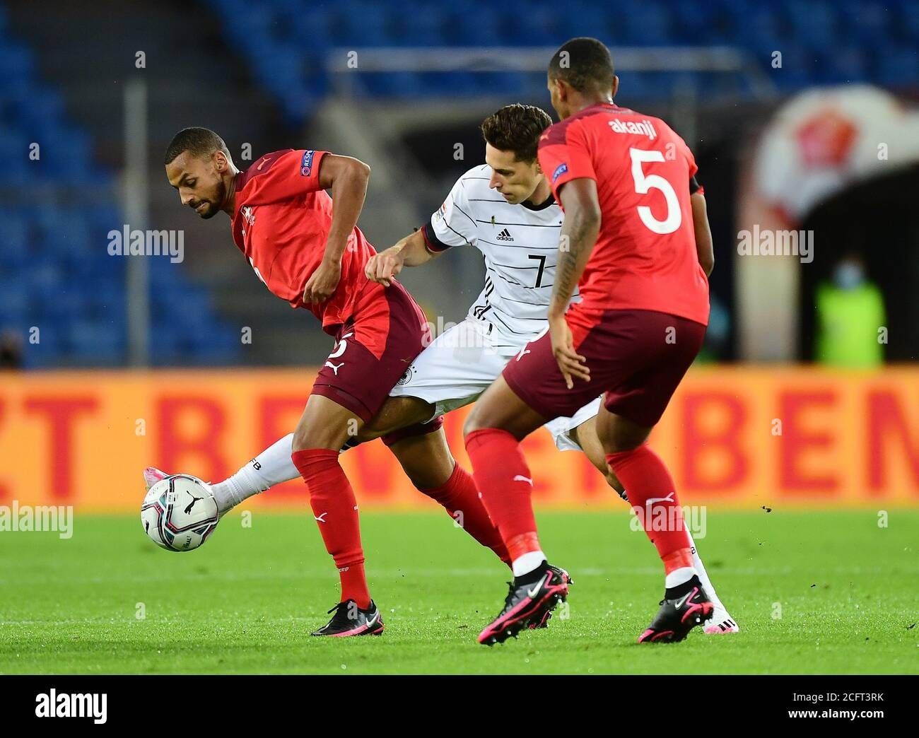 left to right Djibril Sow, Julian Draxler (Germany), Manuel Akanji, Aktion,  duels. Football international match, UEFA Nations League Division A,  2020/2021, group 4.2.matchday. Switzerland (SUI) -Germany (GER) 1-1, on  September 6th, 2020