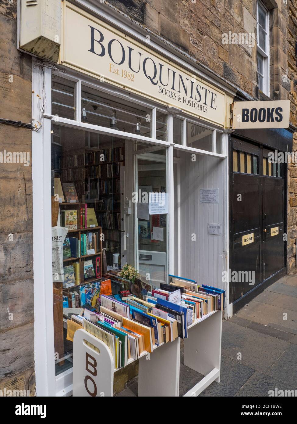 Second hand book shop scotland hires stock photography and images Alamy