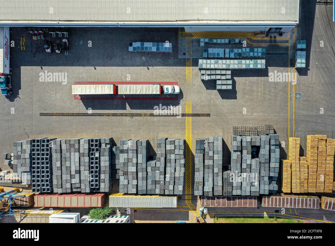 Aerial view of the Constellation Brands brewery, a Grupo Modelo brewery. brewery in Obregón, Sonora, Mexico. Constellation Brands Inc, owner of Corona and Modelo beers, a brewery in Mexico for Grupo Modelo. Industry. © (Photo by Luis GutierrezNortePhoto.com)  Vista aerea de la fábrica de cerveza Constellation Brands, cerveceria de Grupo Modelo. fabrica cervecera en Obregón, Sonora, Mexico. Constellation Brands Inc, propietaria de las cervezas Corona y Modelo, cervecería en México a Grupo Modelo. Industria  © (Photo by Luis GutierrezNortePhoto.com). Stock Photo