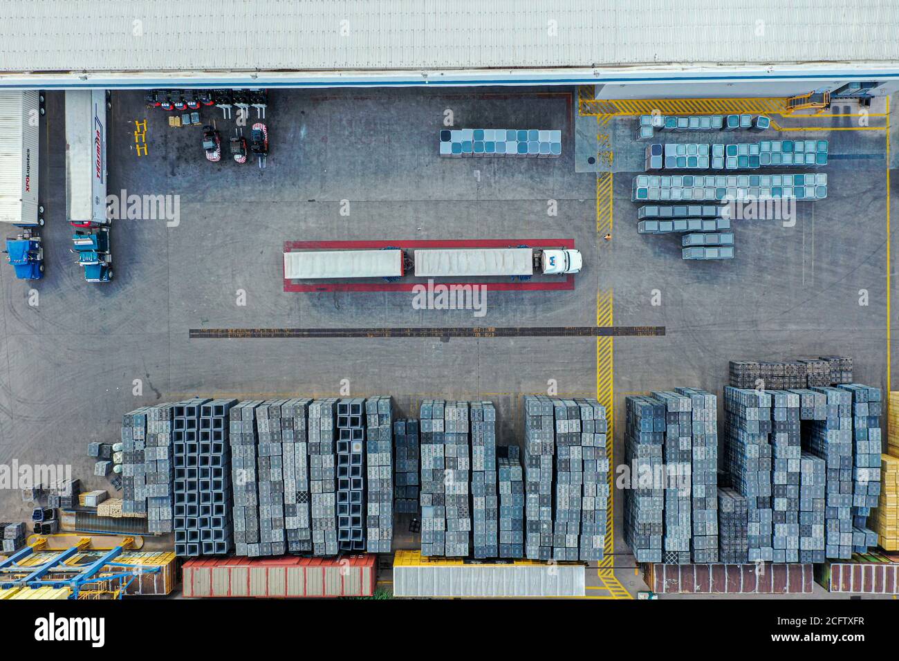 Aerial view of the Constellation Brands brewery, a Grupo Modelo brewery. brewery in Obregón, Sonora, Mexico. Constellation Brands Inc, owner of Corona and Modelo beers, a brewery in Mexico for Grupo Modelo. Industry. © (Photo by Luis GutierrezNortePhoto.com)  Vista aerea de la fábrica de cerveza Constellation Brands, cerveceria de Grupo Modelo. fabrica cervecera en Obregón, Sonora, Mexico. Constellation Brands Inc, propietaria de las cervezas Corona y Modelo, cervecería en México a Grupo Modelo. Industria  © (Photo by Luis GutierrezNortePhoto.com). Stock Photo