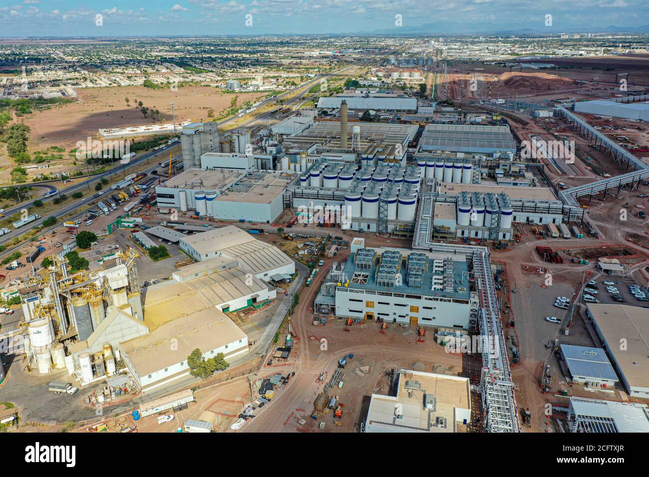 Aerial view of the Constellation Brands brewery, a Grupo Modelo brewery. brewery in Obregón, Sonora, Mexico. Constellation Brands Inc, owner of Corona and Modelo beers, a brewery in Mexico for Grupo Modelo. Industry. © (Photo by Luis GutierrezNortePhoto.com)  Vista aerea de la fábrica de cerveza Constellation Brands, cerveceria de Grupo Modelo. fabrica cervecera en Obregón, Sonora, Mexico. Constellation Brands Inc, propietaria de las cervezas Corona y Modelo, cervecería en México a Grupo Modelo. Industria  © (Photo by Luis GutierrezNortePhoto.com). Stock Photo