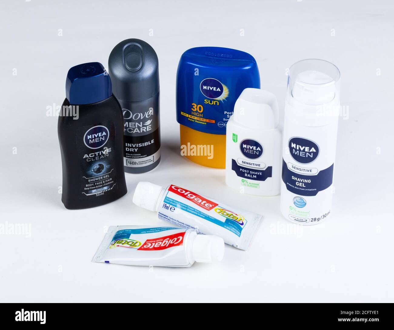 Travel size toiletries hi-res stock photography and images - Alamy