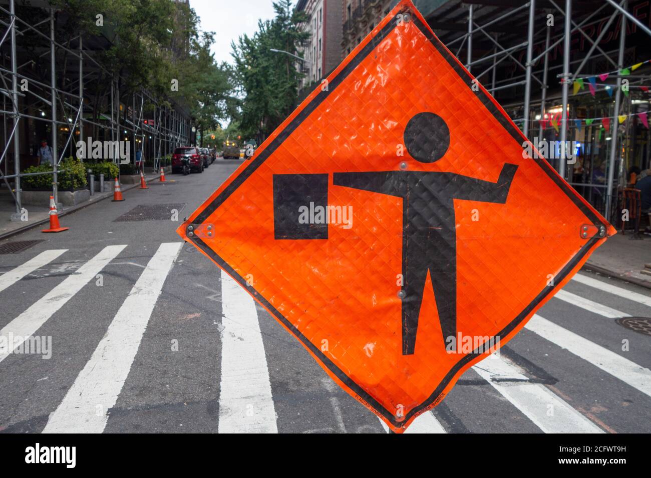 Diamond shaped sign hires stock photography and images Alamy