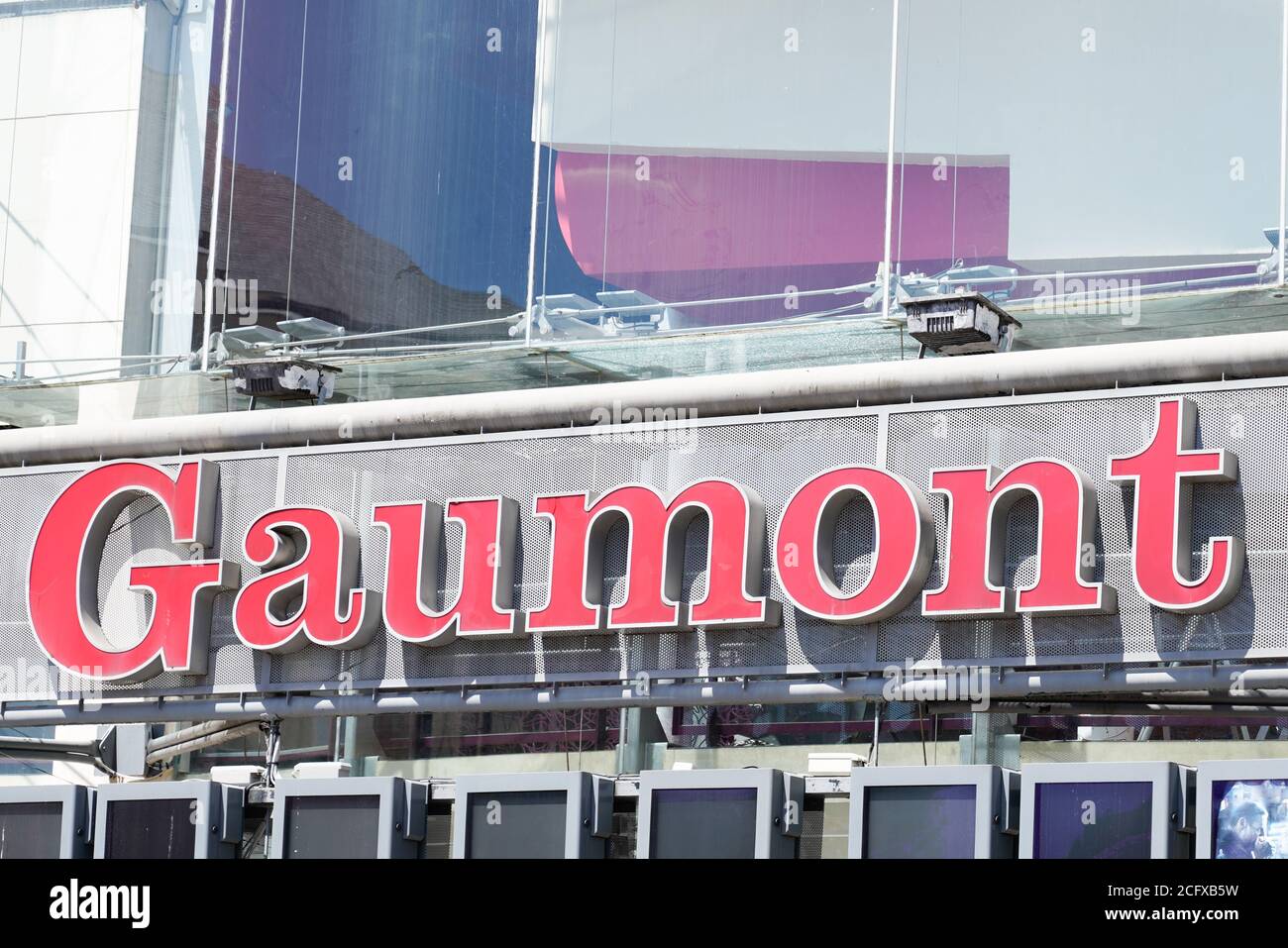 Cinema Gaumont High Resolution Stock Photography And Images Alamy