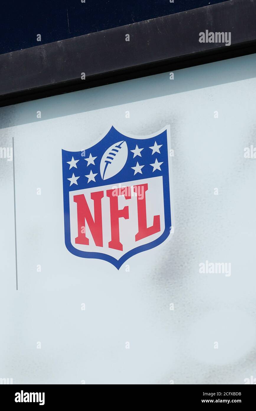 Nfl logo Cut Out Stock Images & Pictures - Alamy