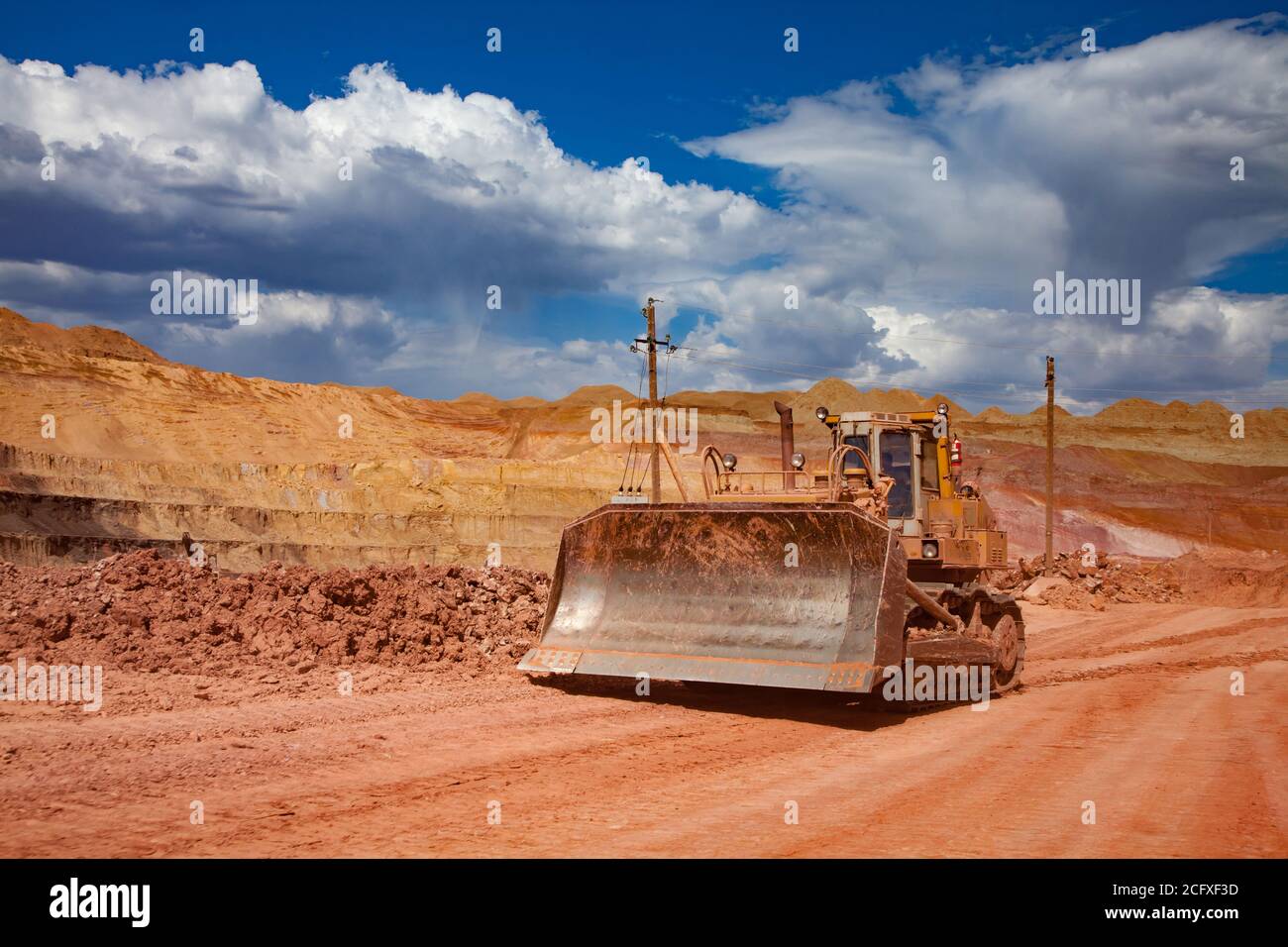 Bauxite mining hires stock photography and images Alamy