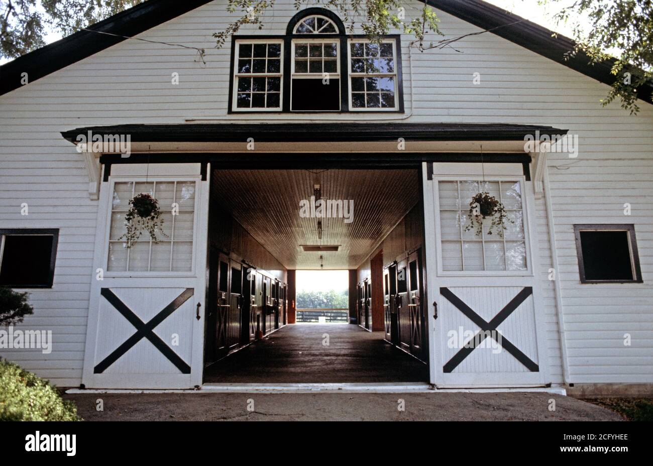 SPENDTHRIFT THOROUGHBRED HORSE FARM STABLES, LEXINGTON, KENTUCKY, USA
