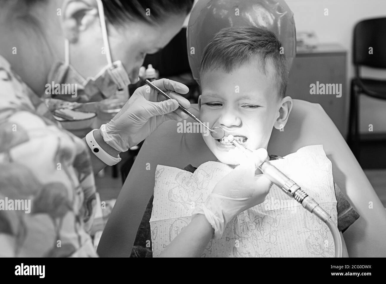 Grinding teeth Black and White Stock Photos & Images Alamy