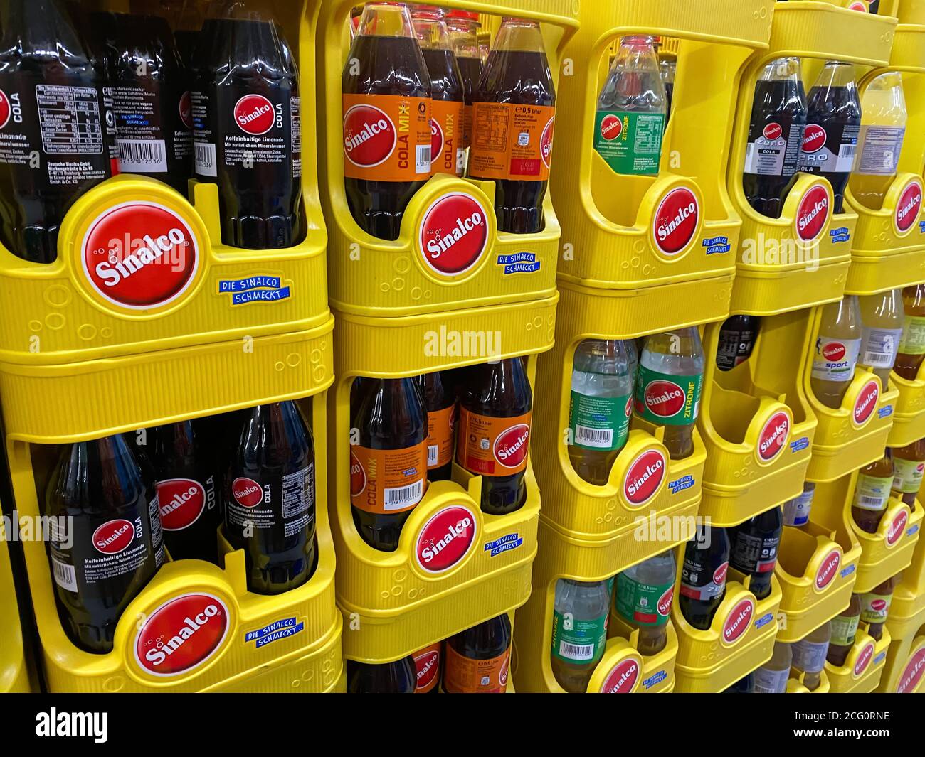 Soft drink crate hires stock photography and images Alamy