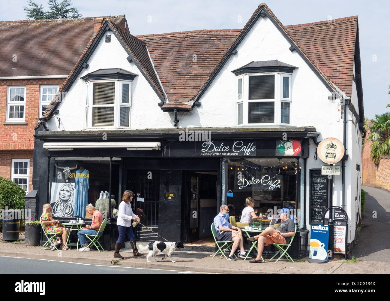 Dolce Caffe, High Street, Henley-in-Arden, Warwickshire, England, United Kingdom Stock Photo