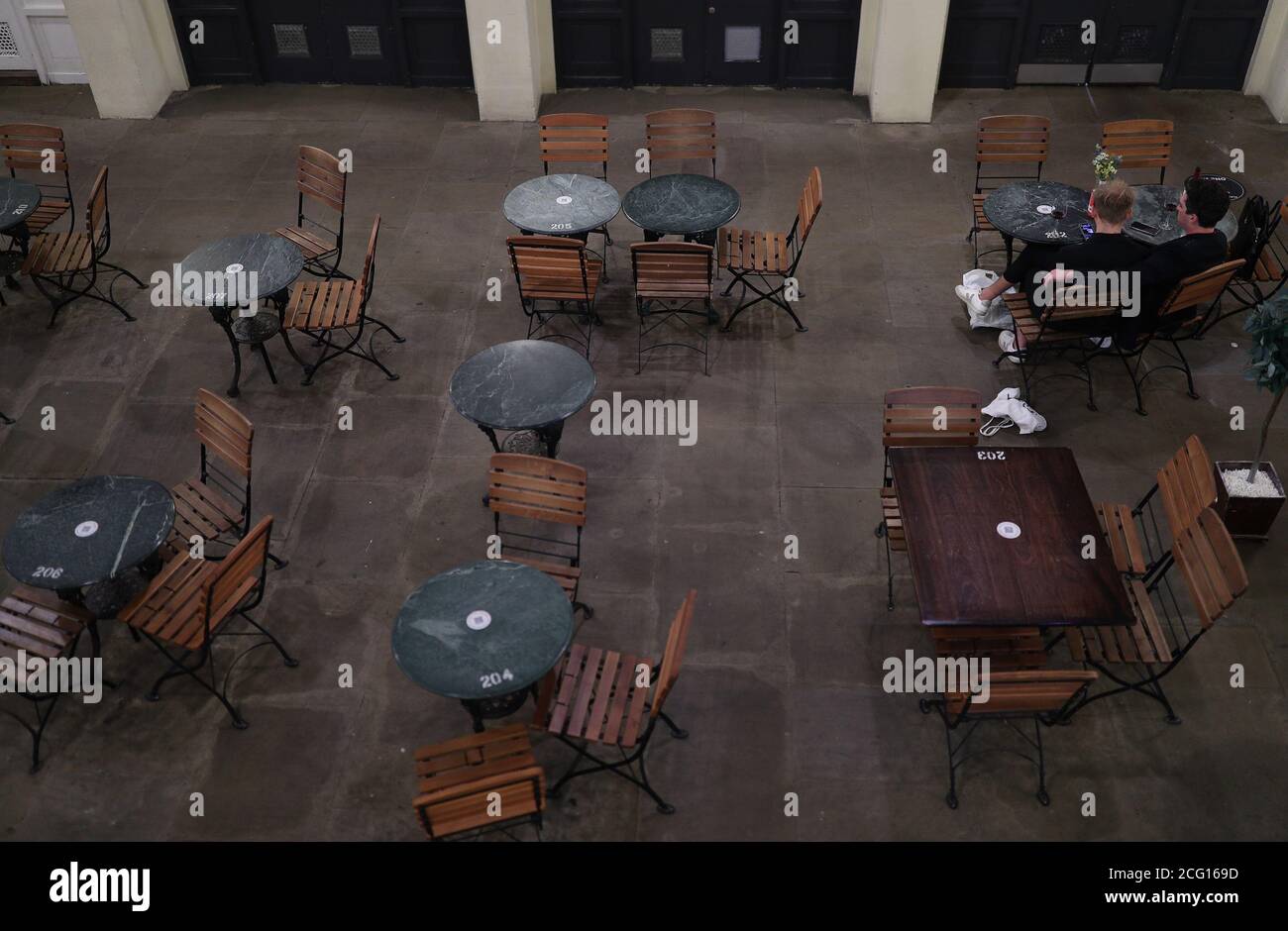 Crusting Pipe Restaurant High Resolution Stock Photography and Images